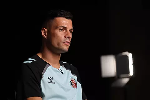 بعد 6 أشهر في سندرلاند.. تشاكا يعود إلى دائرة اهتمامات يوفنتوس